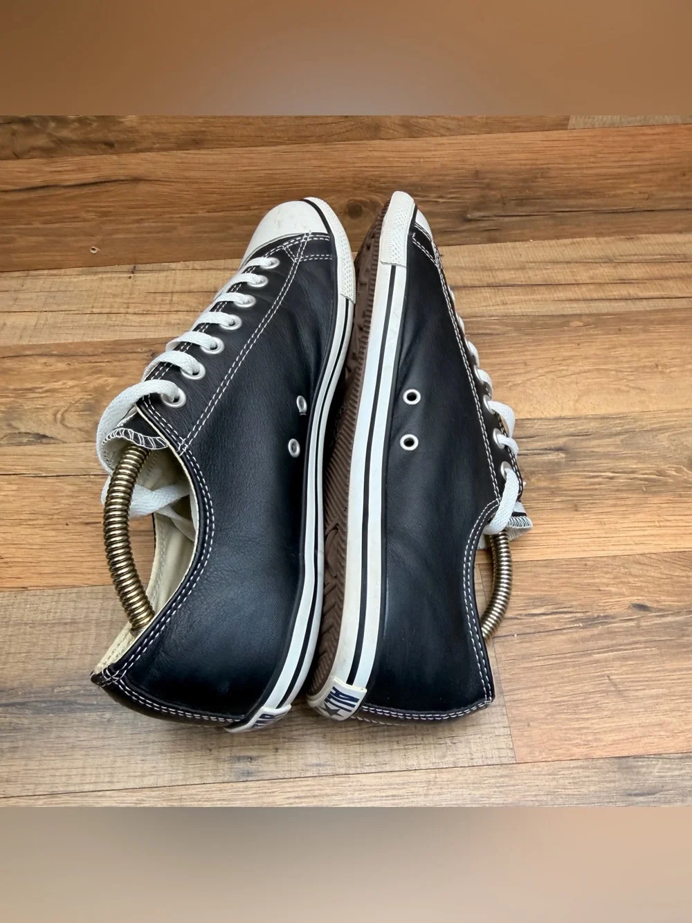 Converse size M10.5  Wo’s12.5 Classic Black Men’s Sneakers with White Toe - Picture 4 of 7